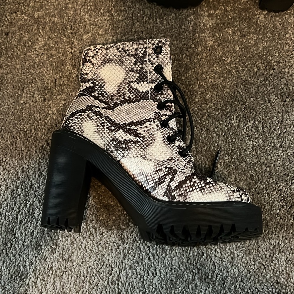 Snake print Madden Girl size 6 heeled booties. Never worn